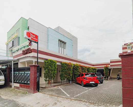 RedDoorz @ Grand Kurnia 2 Lampung