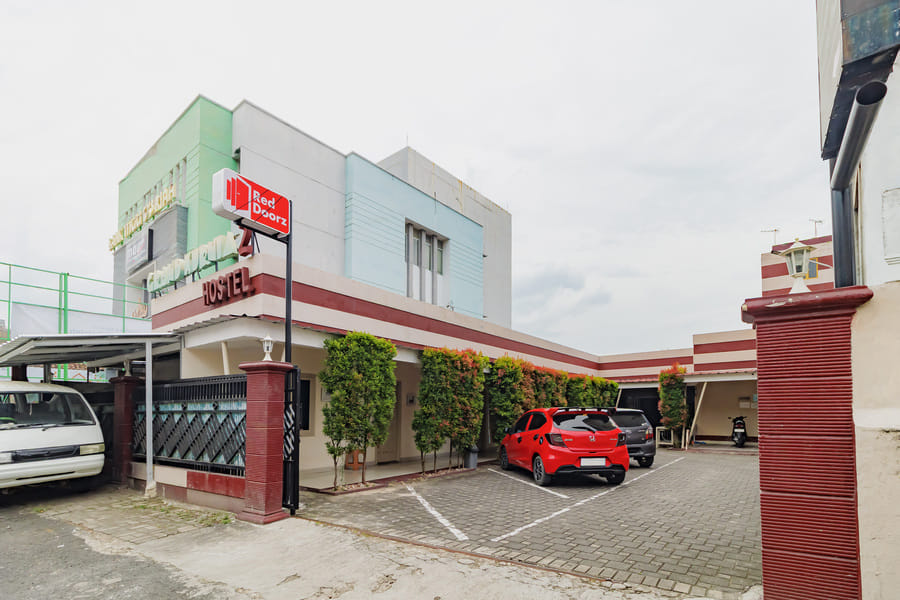 RedDoorz @ Grand Kurnia 2 Lampung