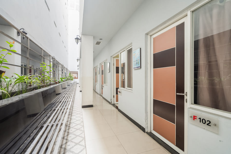 RedDoorz Hostel @ FInest Medan