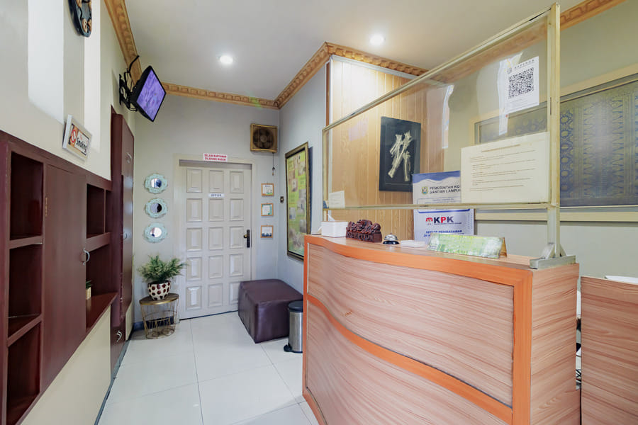 RedDoorz Plus @ Tanjung Karang Lampung 2