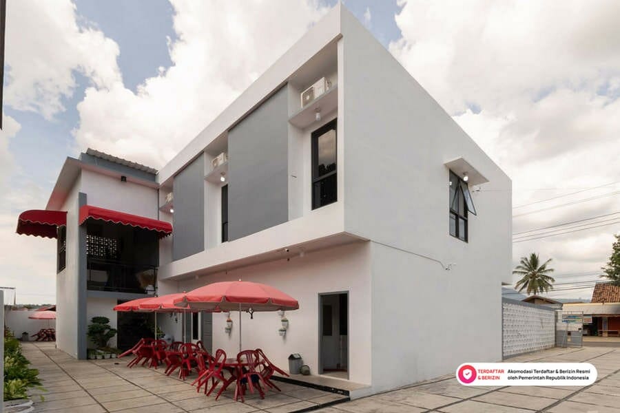 RedDoorz near Tugu Coklat Pesawaran Lampung