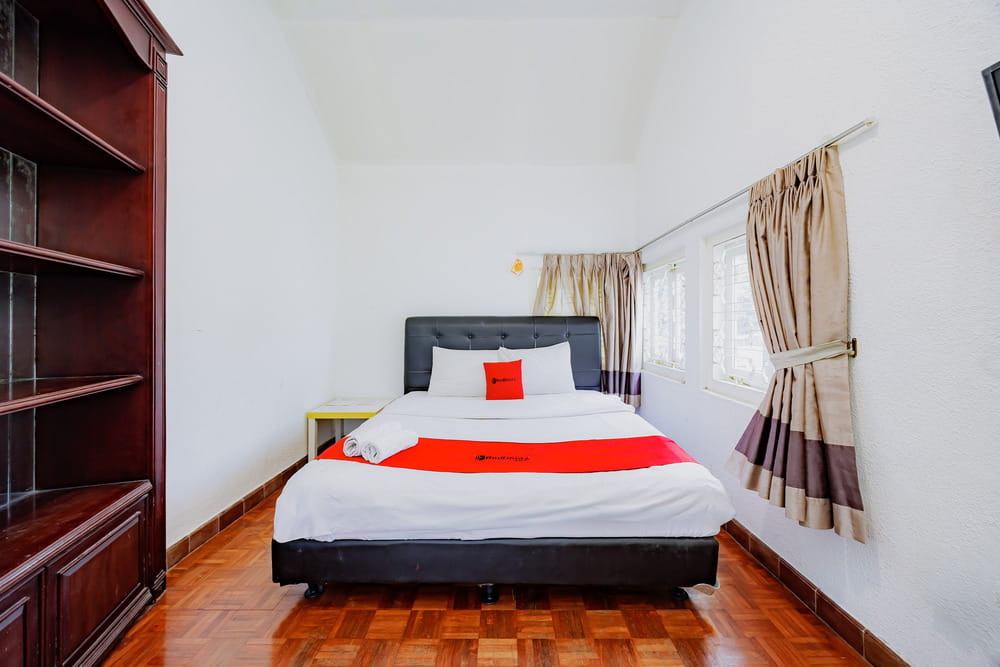RedDoorz Premium