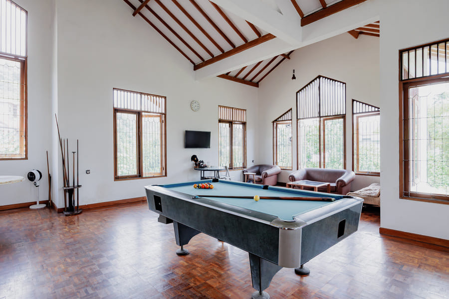 RedDoorz Plus @ Megamendung Puncak 2