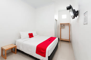 RedDoorz Syariah near RSUD Zainoel Abidin Banda Aceh