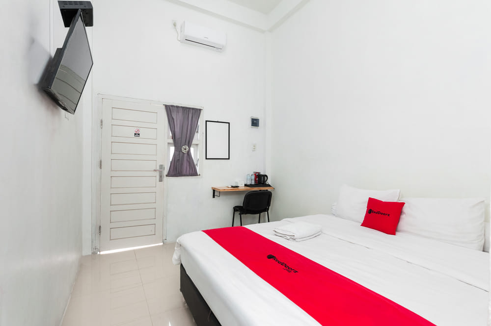 RedDoorz Premium