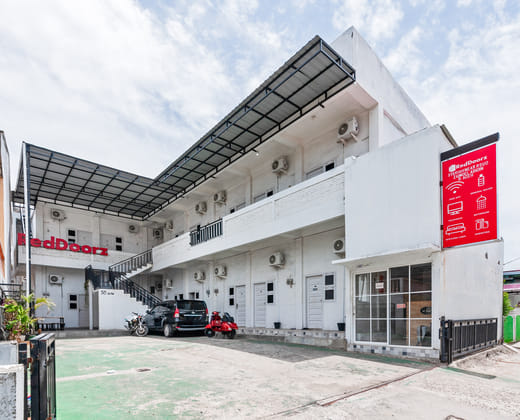 RedDoorz Syariah near RSUD Zainoel Abidin Banda Aceh