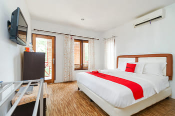 RedDoorz Syariah @ Sumur Tiga Beach Sabang