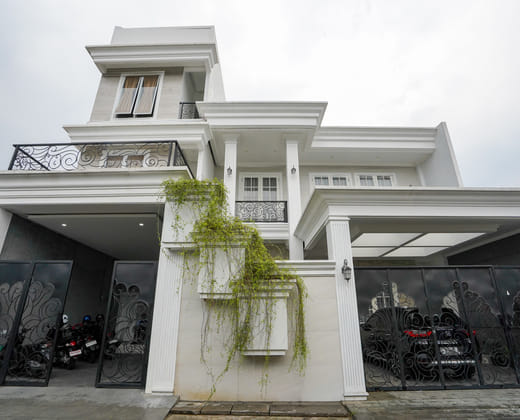 Urbanview Hidayah Living Syariah Balekambang Manahan