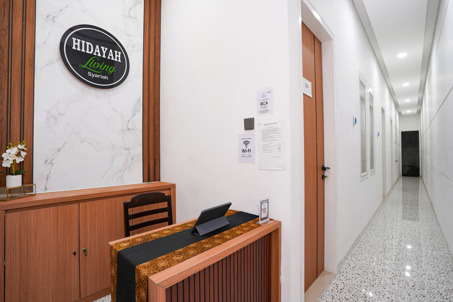 Urbanview Hidayah Living Syariah Balekambang Manahan