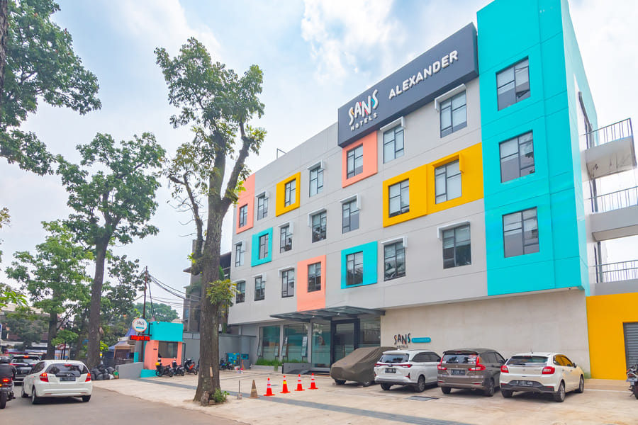Sans Hotel Alexander Bandung