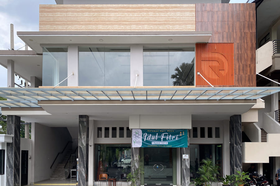 Urbanview Hotel Ratna Syariah