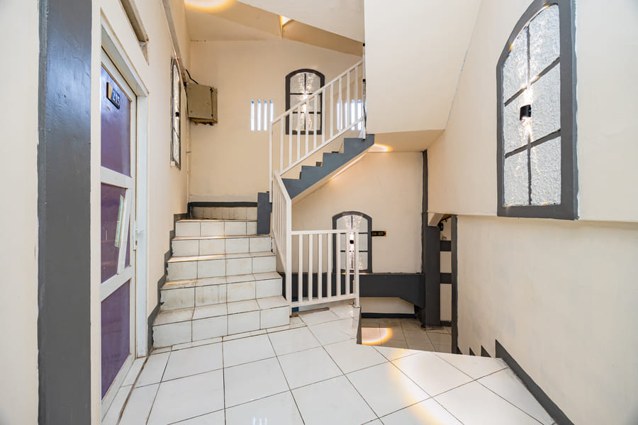 Simple Hotel Bogor RedPartner