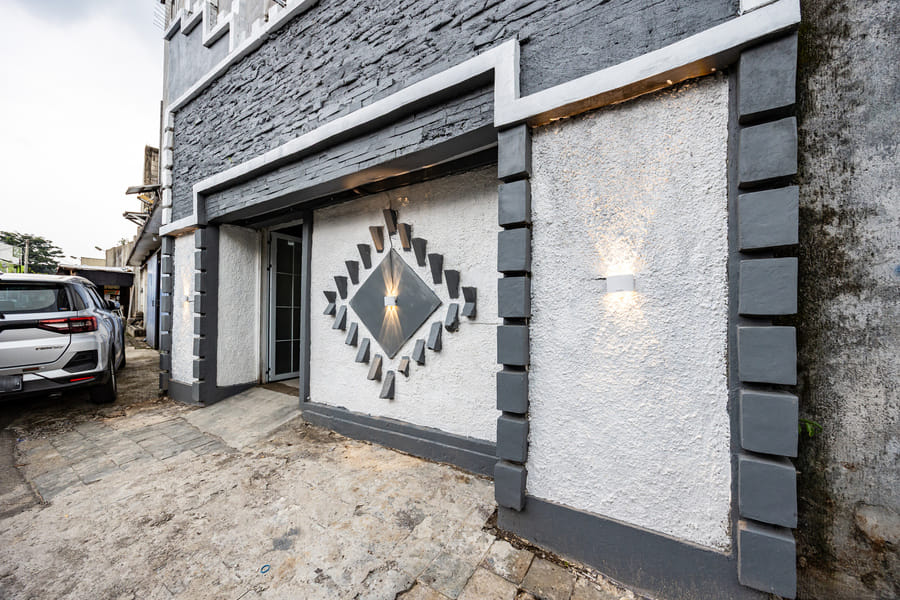 Simple Hotel Bogor RedPartner