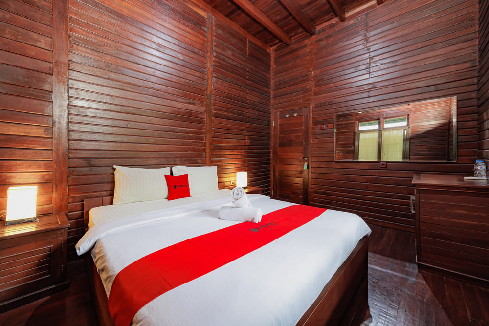 RedDoorz Family Room