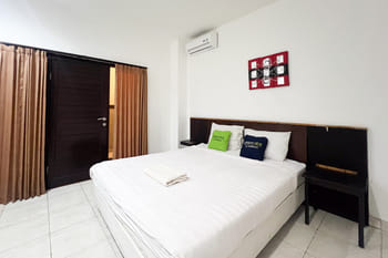 Urbanview Hotel Grand Pudjawan near Kuta Beach