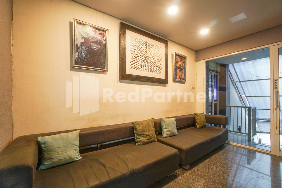 Grand Hills Hotel Near Ketapang Banyuwangi Mitra RedDoorz