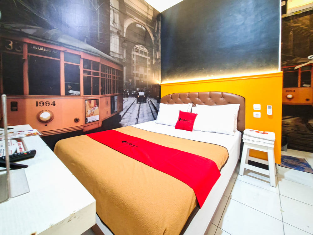 RedDoorz Room