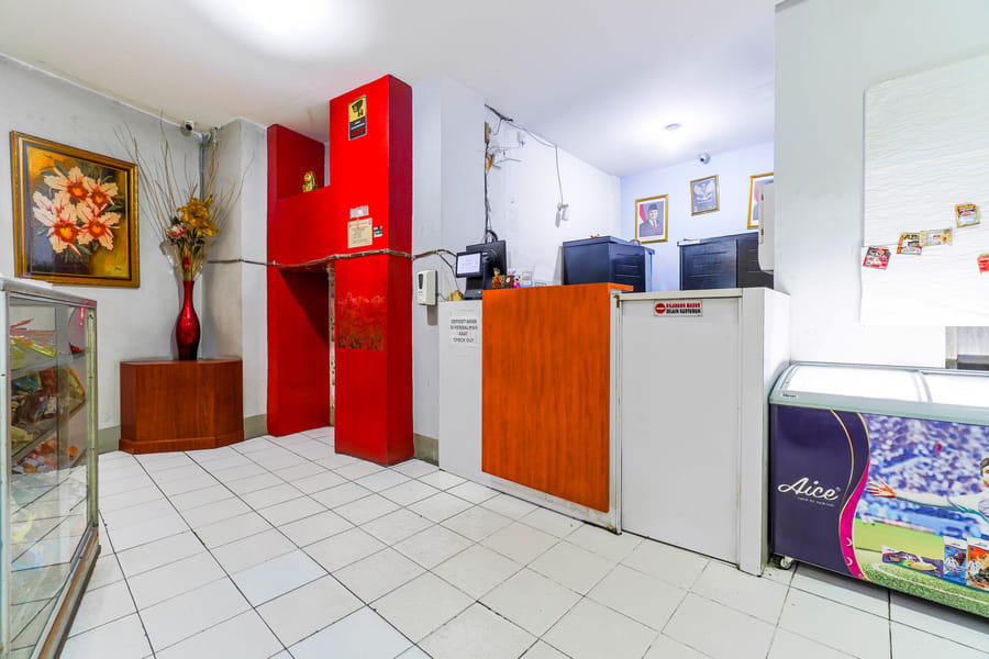 RedDoorz near Museum Bank Indonesia Jakarta