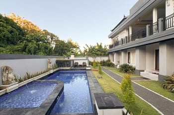 The Lavana Pondok JegegBagus near Pandawa Beach