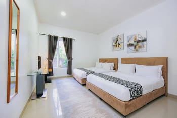 The Lavana Signature Villa Herrera Puncak