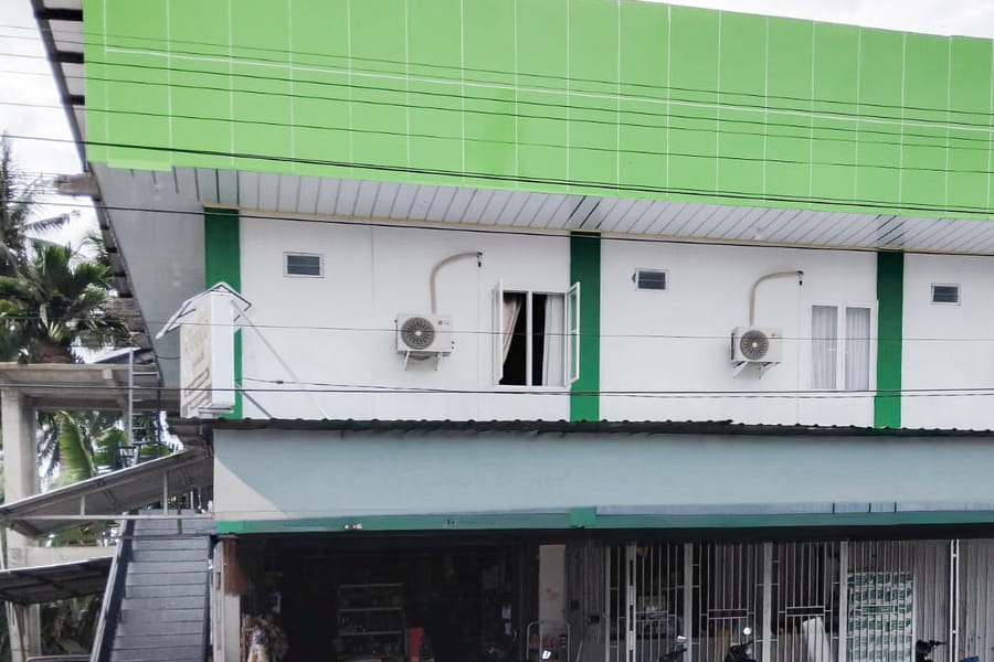 RedDoorz Syariah @ Penginapan Kamalo Padang Pariaman