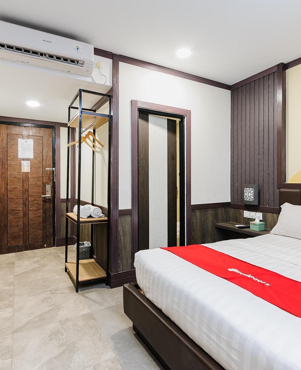 RedDoorz Room