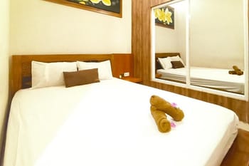 Urbanview Jepun Guesthouse