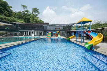 RedDoorz @ Rosa Glamping And Pool Ciparay