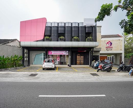 Dzawani Syariah Rajawali near Pakuwon Mall RedPartner