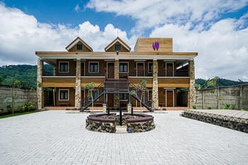 Urbanview Wichita Syariah Cabin Maribaya