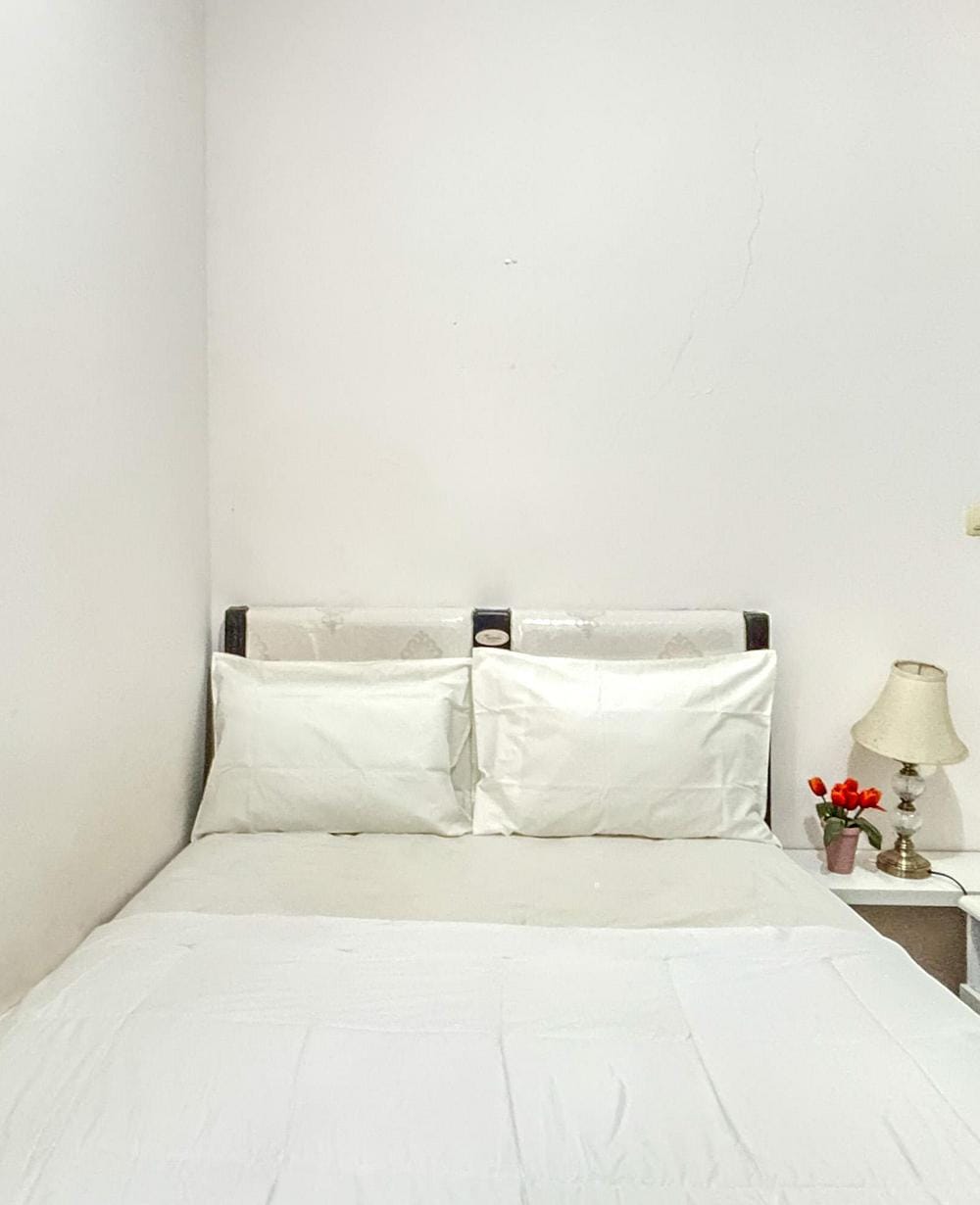 SALE Room