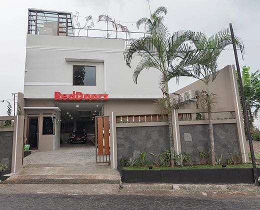 RedDoorz Syariah @ Boemi Guesthouse Tasikmalaya