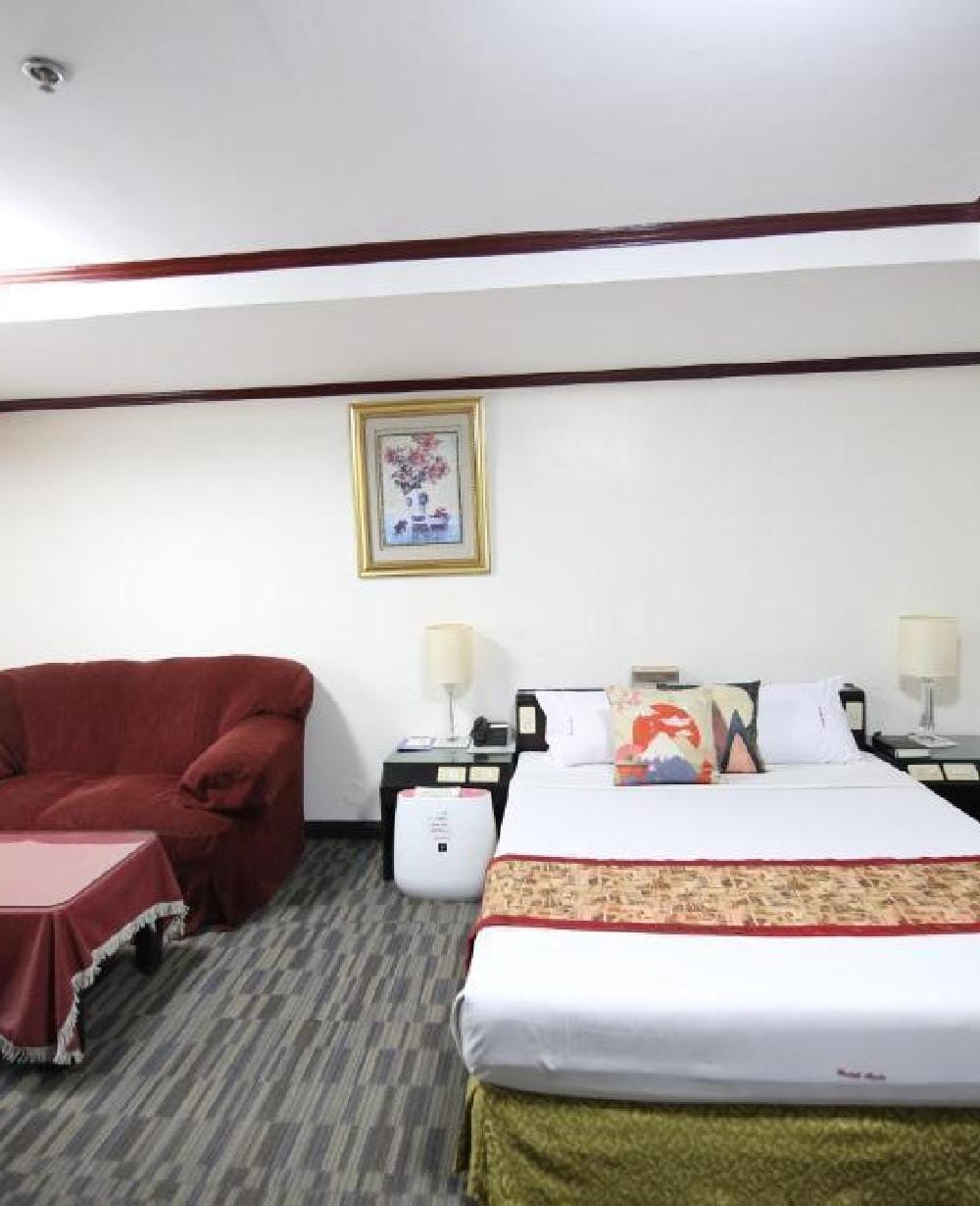 Junior Suite with Bathtub