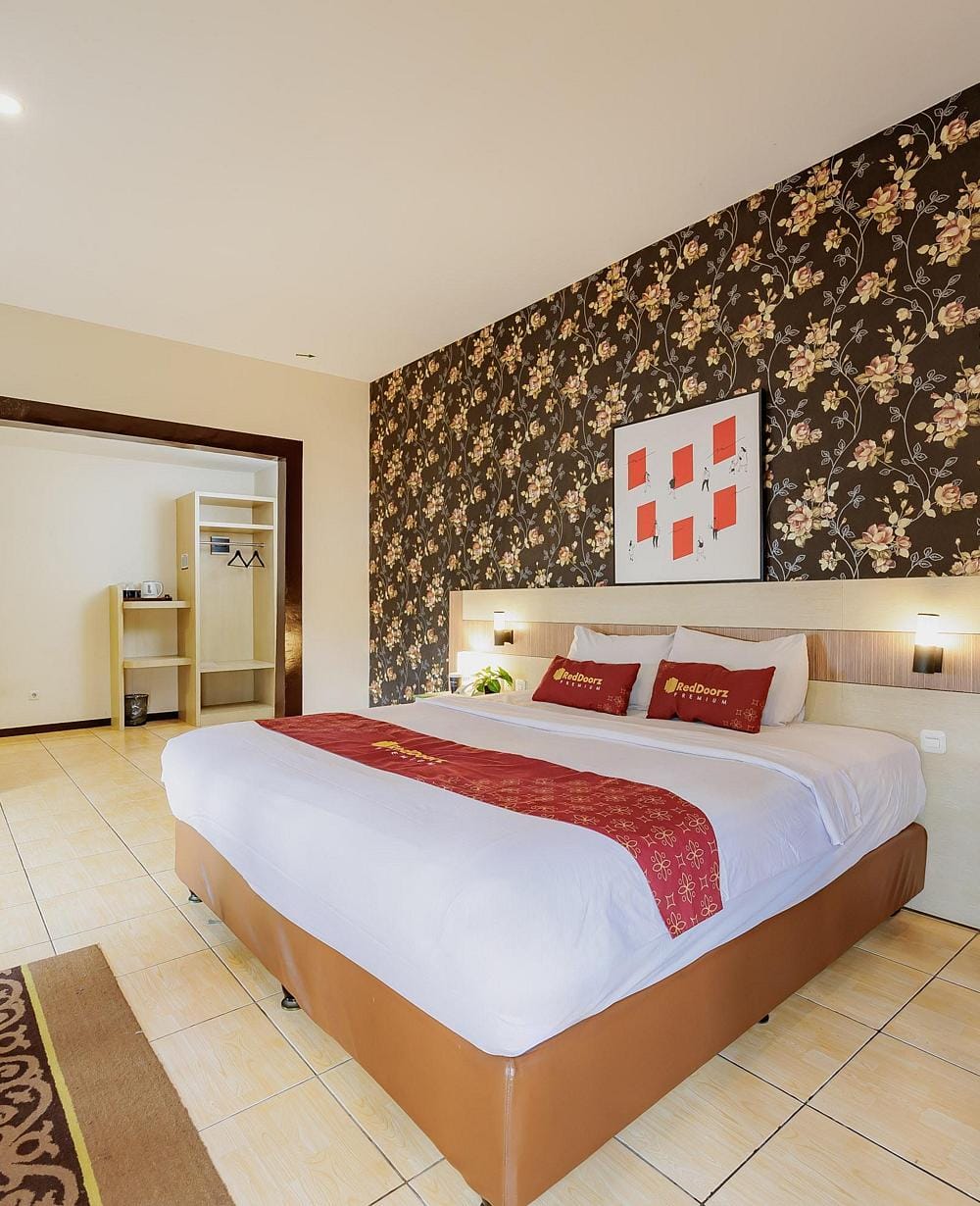RedDoorz Deluxe Room