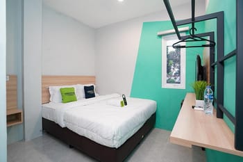 Urbanview Manukan Family Inn Surabaya