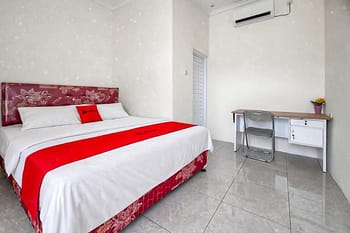 RedDoorz @ Savana Homestay Pangandaran