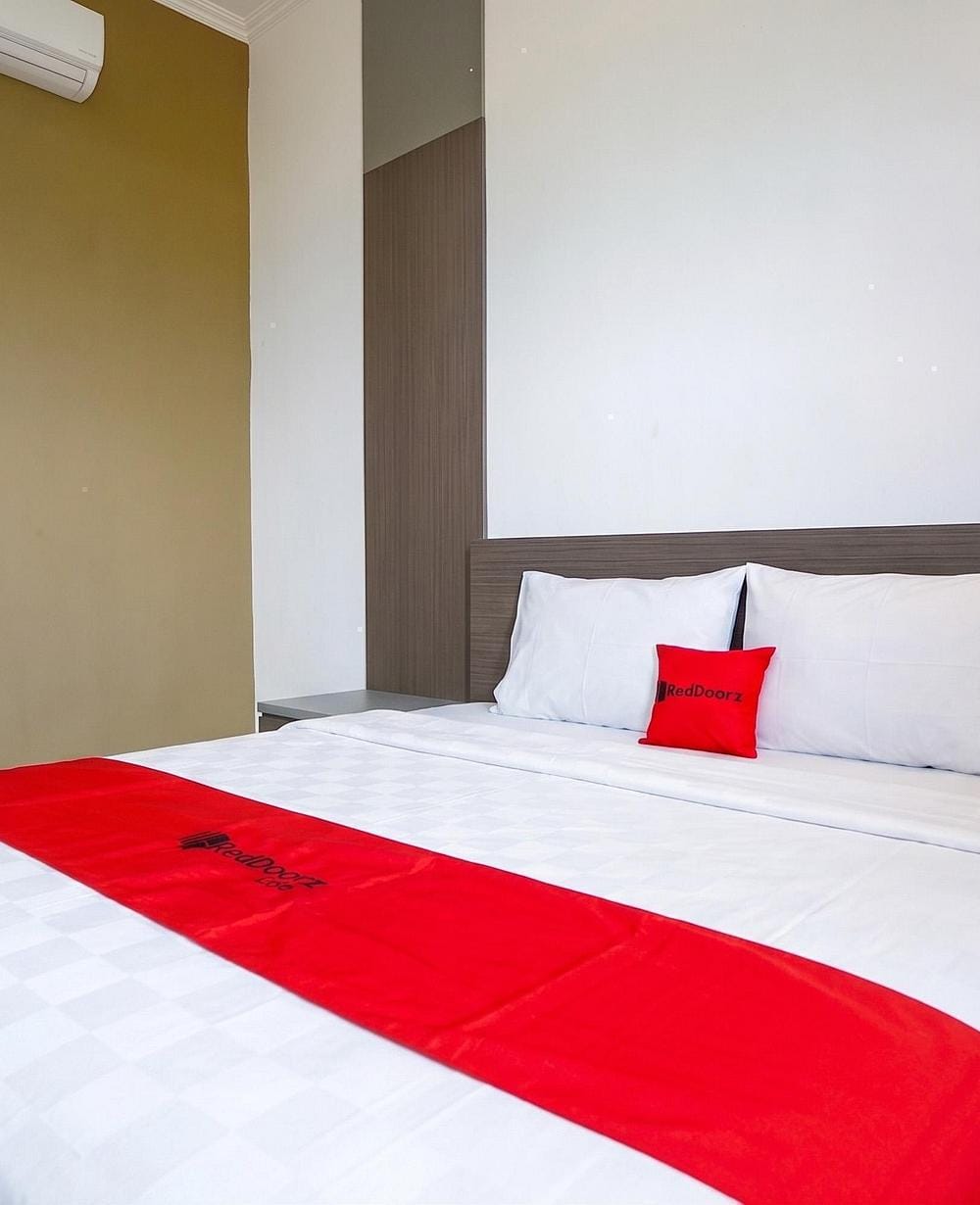 RedDoorz Suite