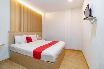 RedDoorz Plus @ Suba Hotel Tanjung Duren