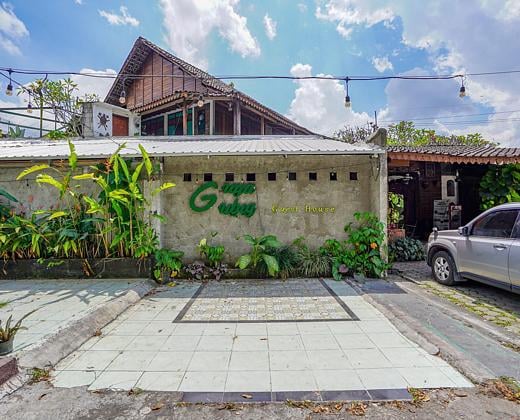 Griya Gribig Guest House Mitra RedDoorz