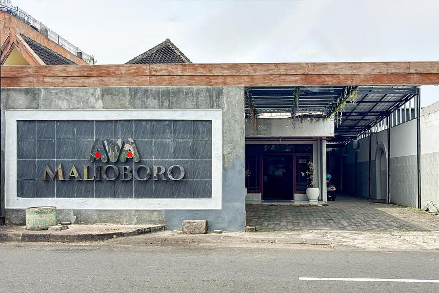 RedDoorz @ Hotel AVA Malioboro