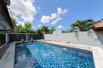 Urbanview Ava Guest House Goa Gong