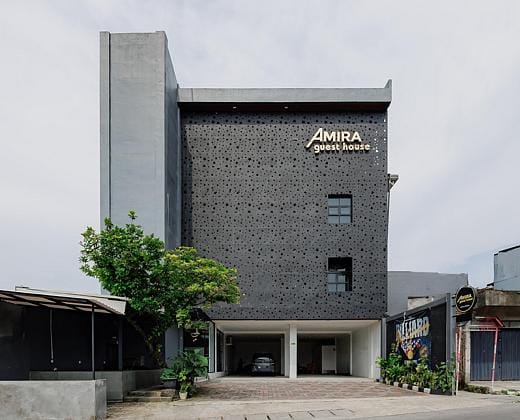 Urbanview Hotel Amira Syariah Bogor