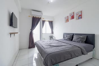 RedLiving Apartemen Riverview Residence - UV Rooms Tower Mahakam with Netflix
