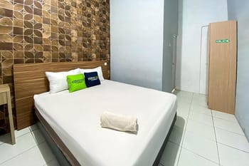 Urbanview Hotel Ultima Veteran Garut 