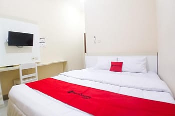 RedDoorz @ Homestay Syariah Attin Tugu Jogja