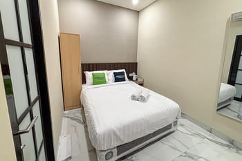 Urbanview Hotel Syariah Viero Guesthouse