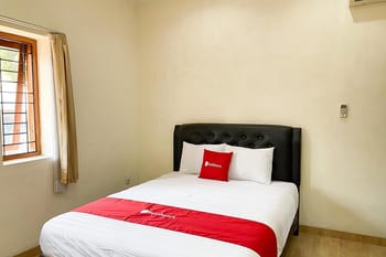 RedDoorz @ Malang City Center
