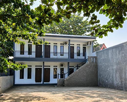 RedDoorz @ Villa Erbysa Pantai Karangpapak Garut