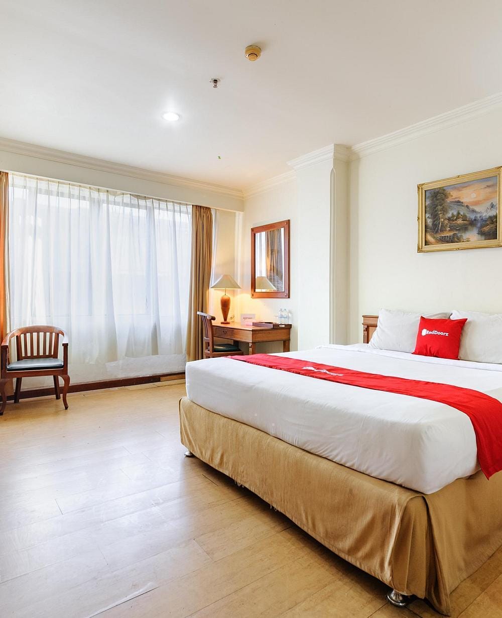 RedDoorz Deluxe Room