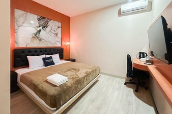 Urbanview Hotel Get Inn Pollux Batam